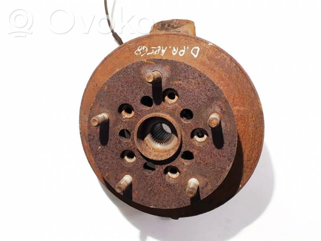 Front wheel hub