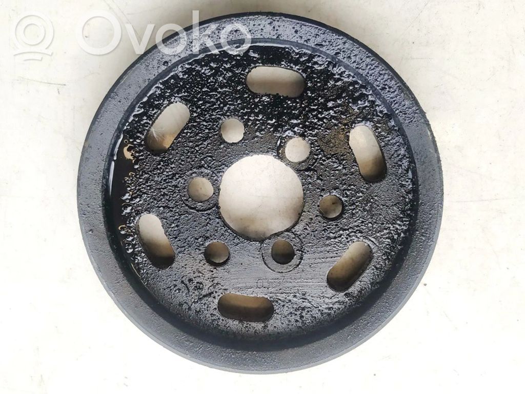 Ohjaustehostimen pumpun hihnapyörä   038145255D,038145255D