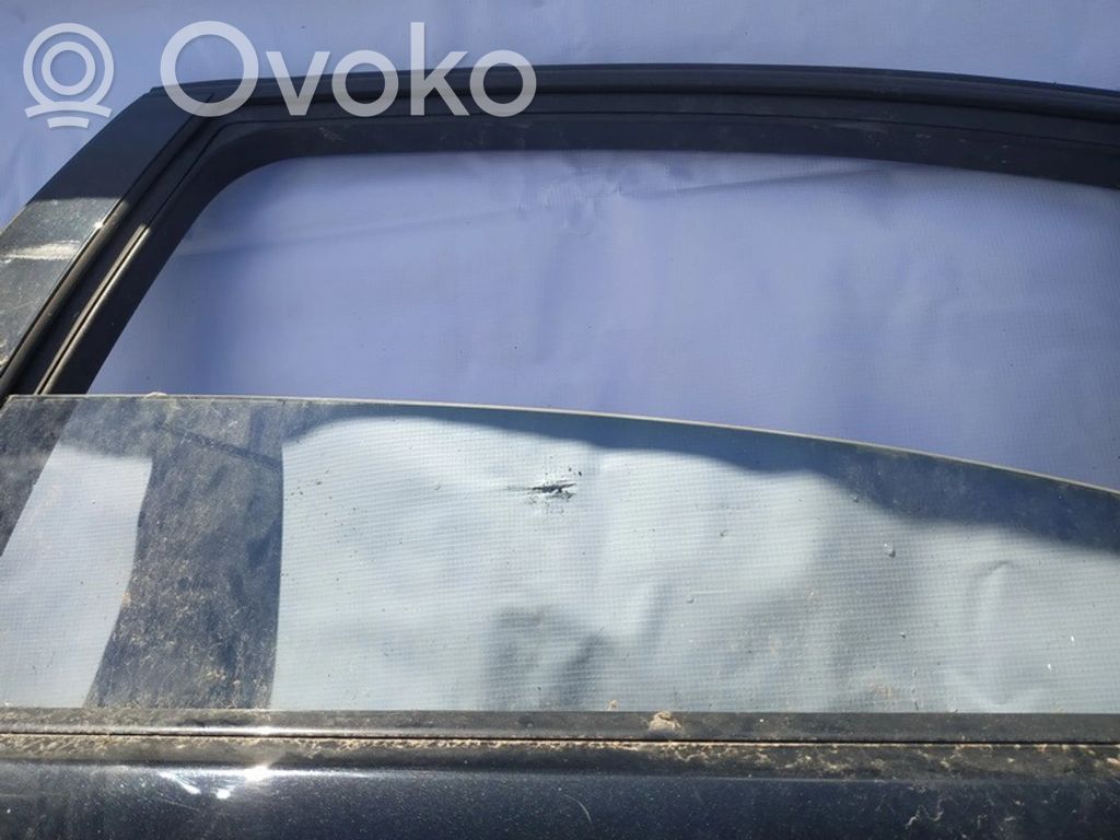 Rear door window glass