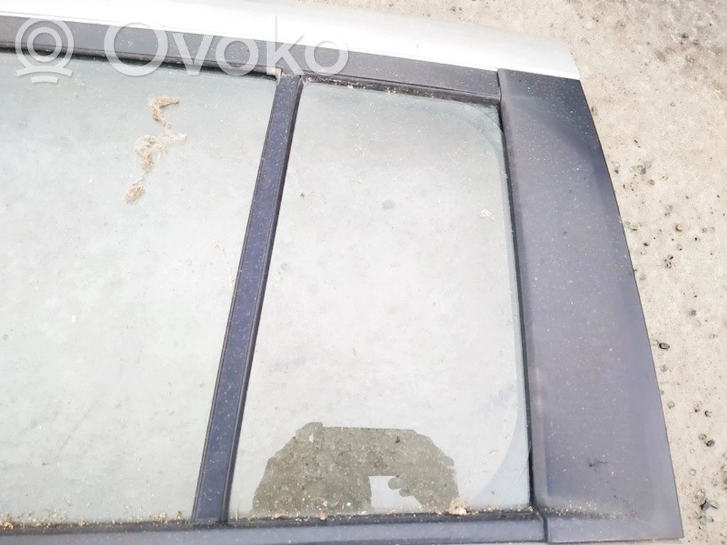 Mažasis "A" galinių durų stiklas