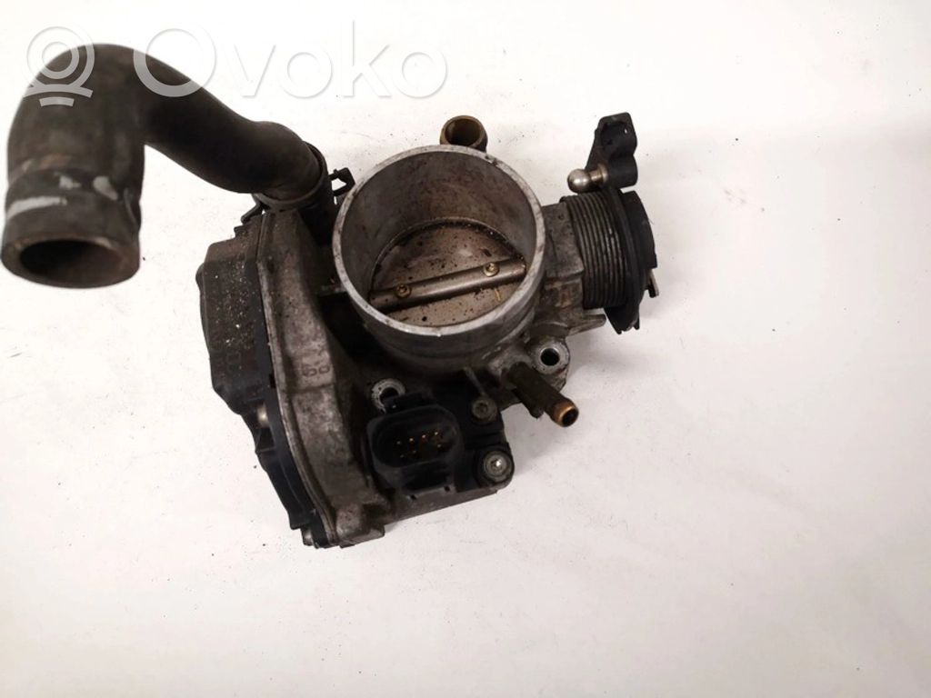 Volkswagen PASSAT B5 Valvola a farfalla