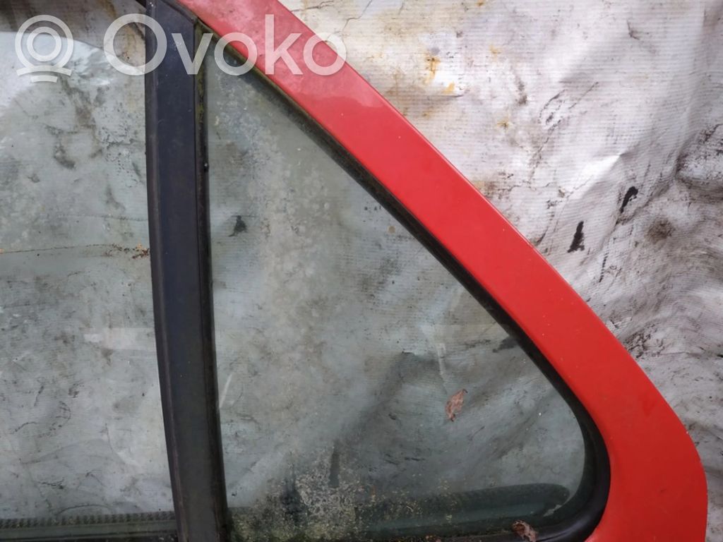 Peugeot 306 Geam aerisire ușă spate 