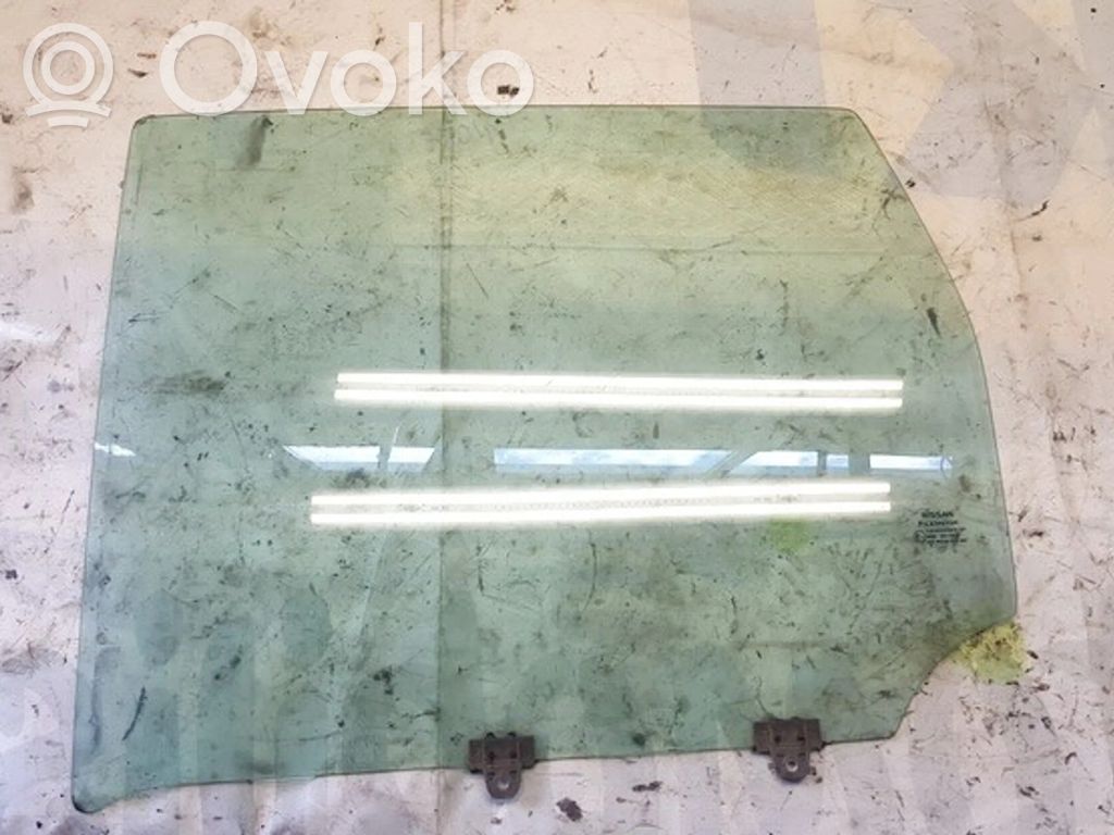 Rear door window glass