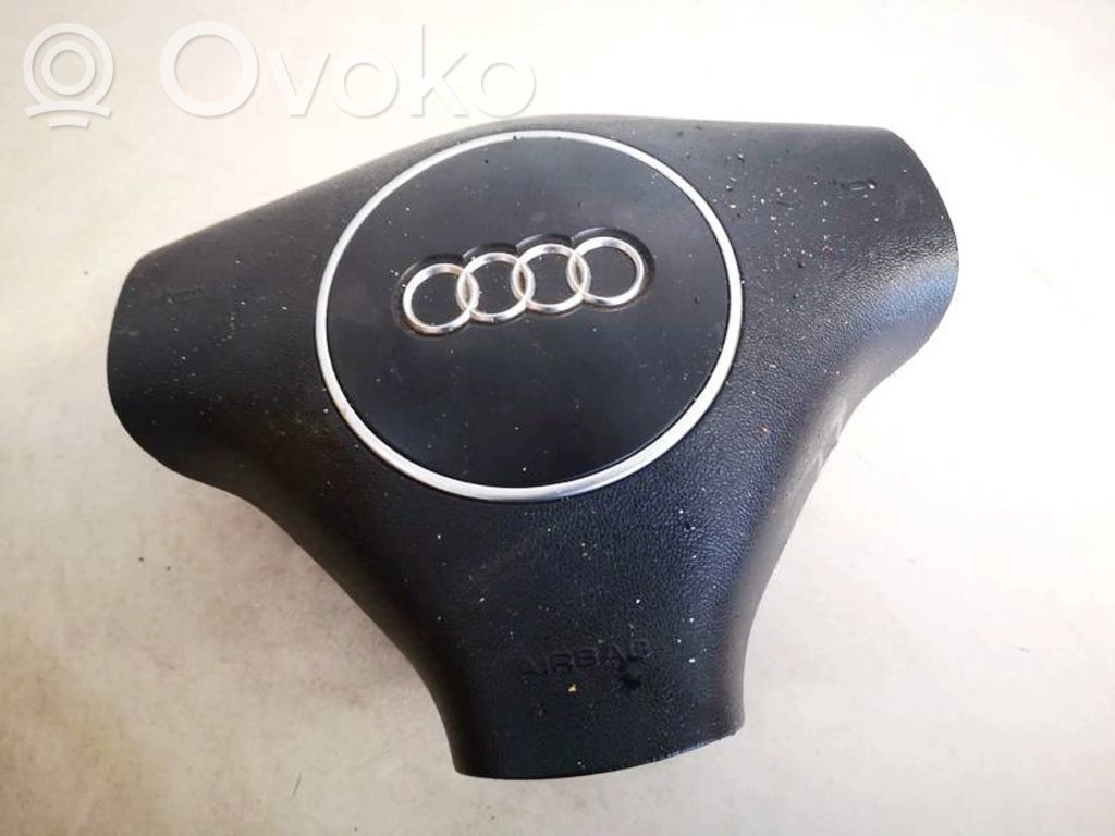 Audi A3 S3 8P Airbag volan 