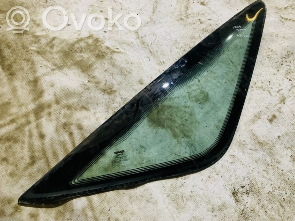 Rear side window