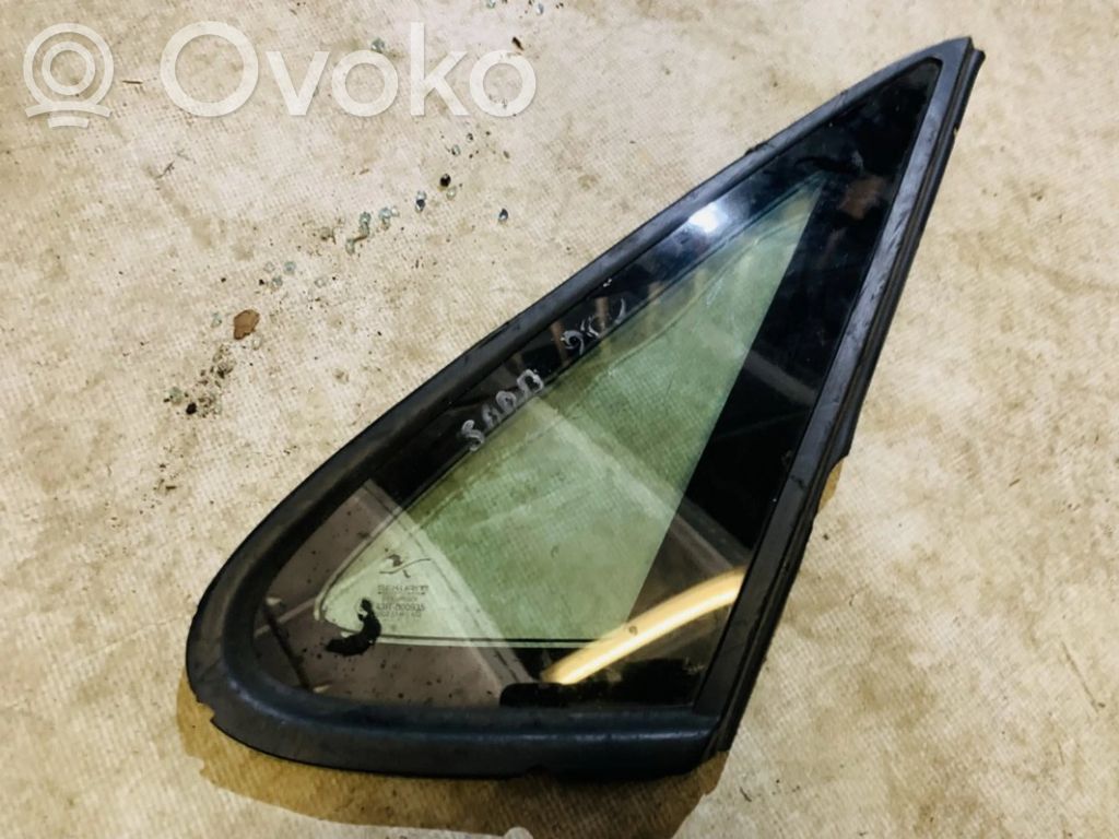 Rear side window