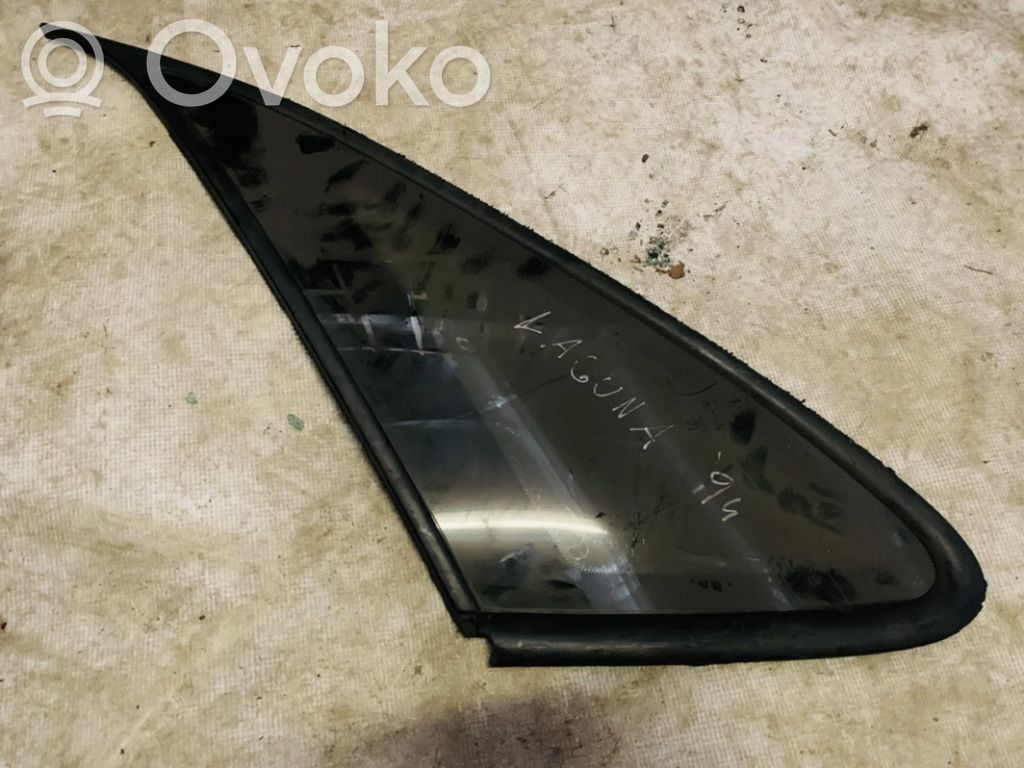 Vidrio lateral trasero