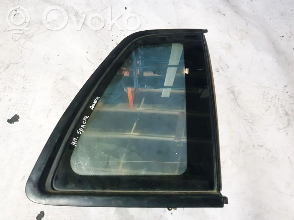 Mitsubishi Space Runner Geam lateral spate 