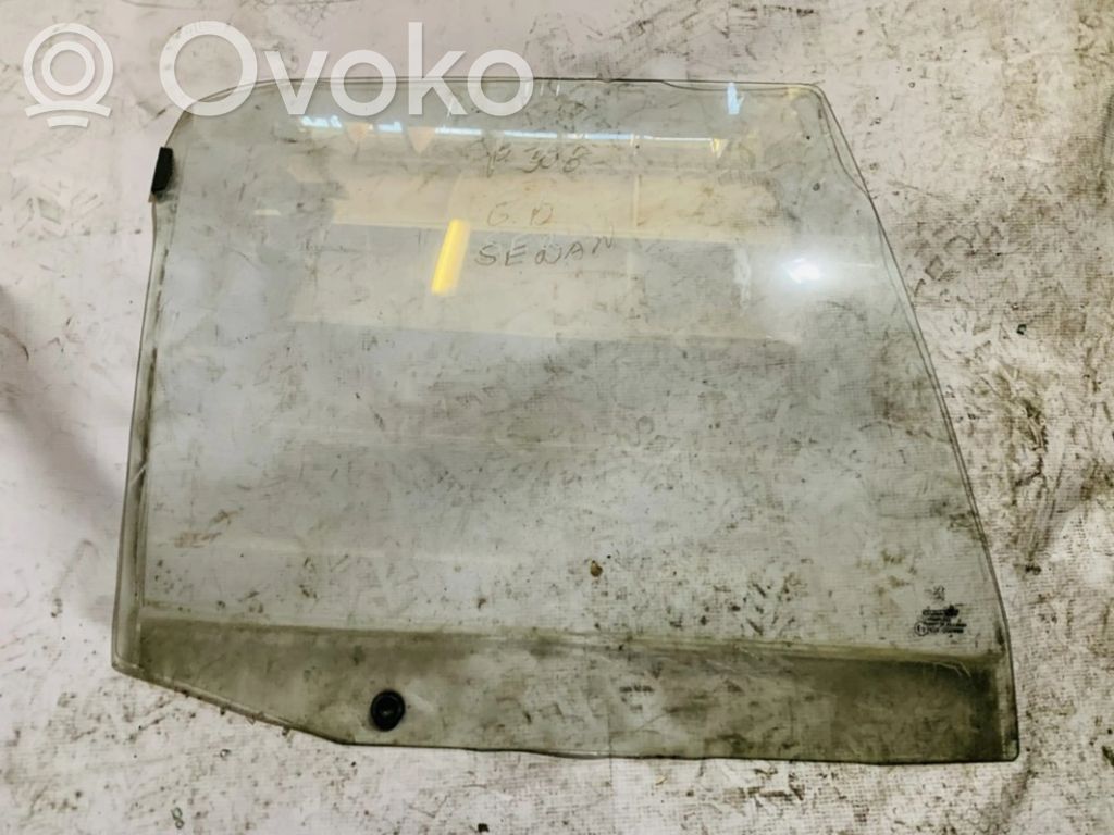 Peugeot 306 Geam ușă spate 