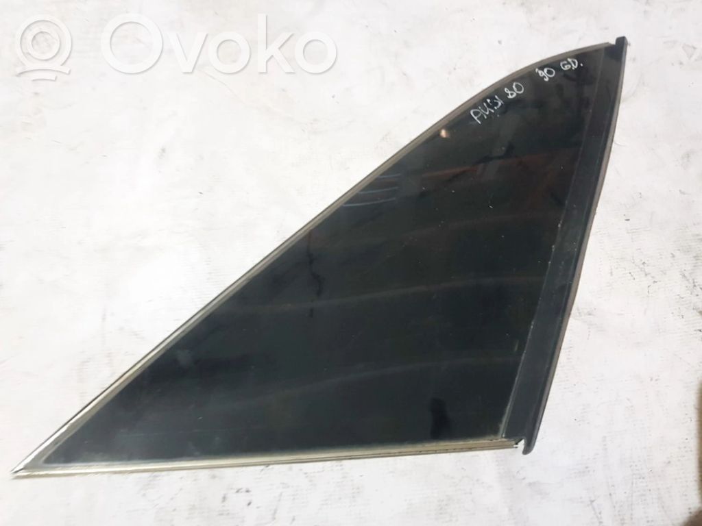 Rear side window