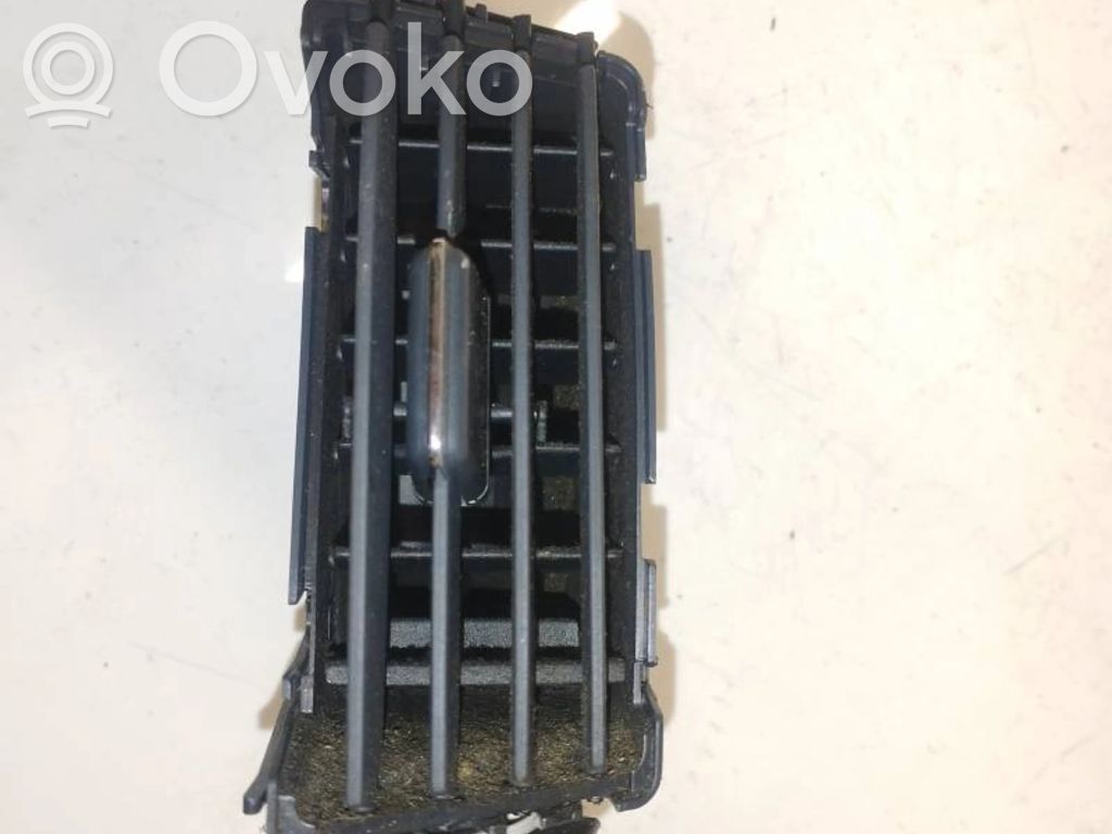 Toyota Corolla Verso AR10 Griglia di ventilazione centrale cruscotto 