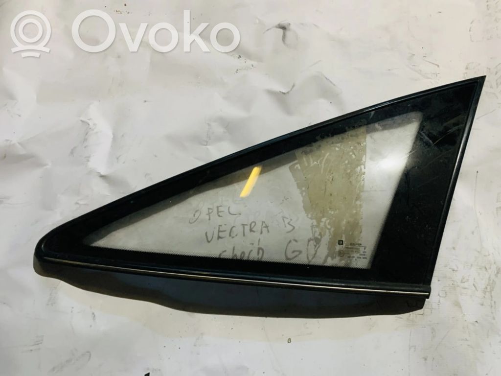 Rear side window