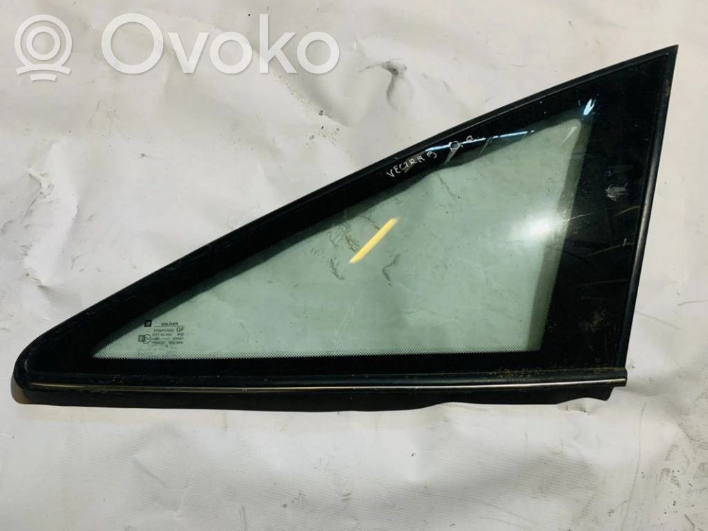 Rear side window