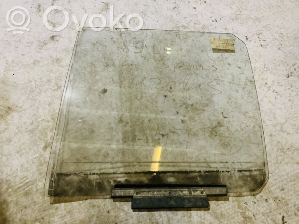 Takaoven ikkunalasi