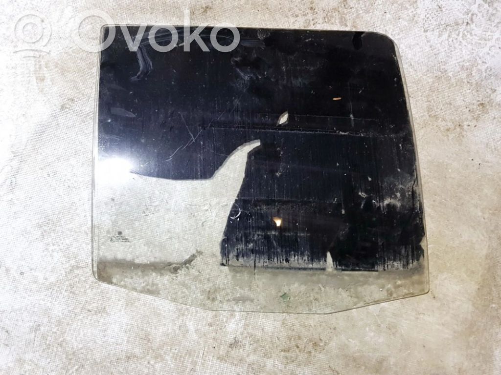 Takaoven ikkunalasi