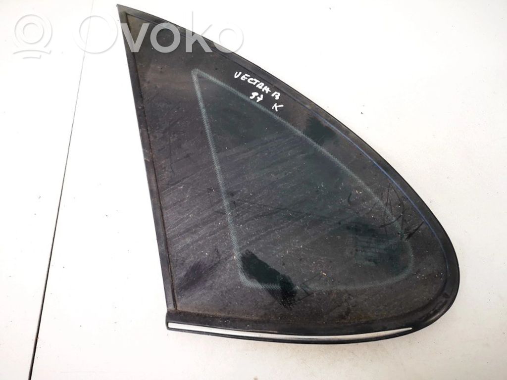Opel Vectra B Geam lateral spate 
