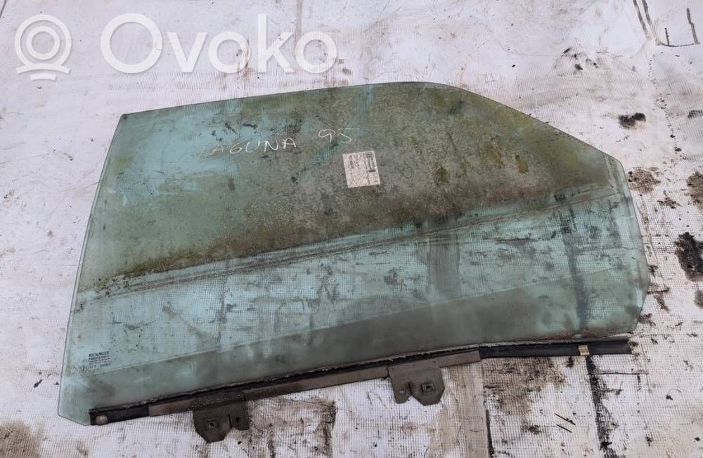 Renault Laguna I Vetro del finestrino della portiera posteriore 