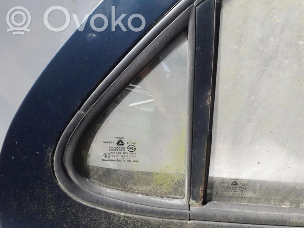 Hyundai Lantra II Geam aerisire ușă spate
