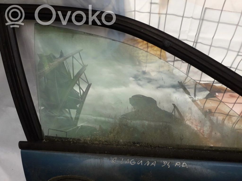 Etuoven ikkunalasi, neliovinen malli