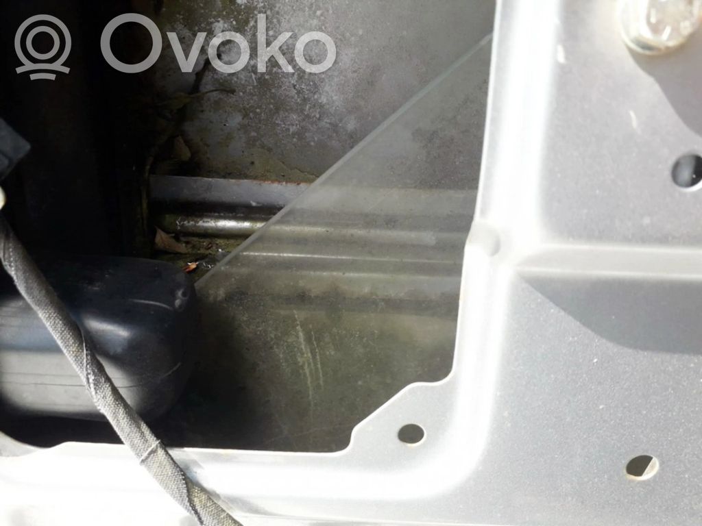 Volkswagen Transporter - Caravelle T4 Vitre de fenêtre porte avant (4 portes)