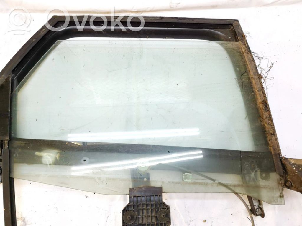 Takaoven ikkunalasi