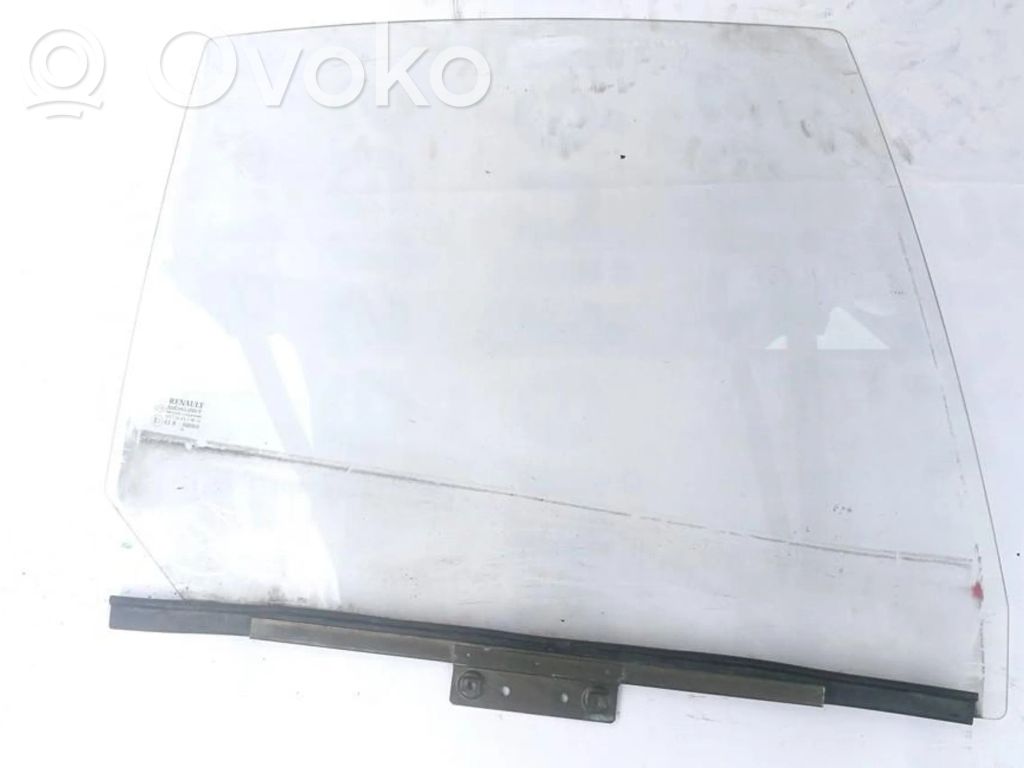 Takaoven ikkunalasi