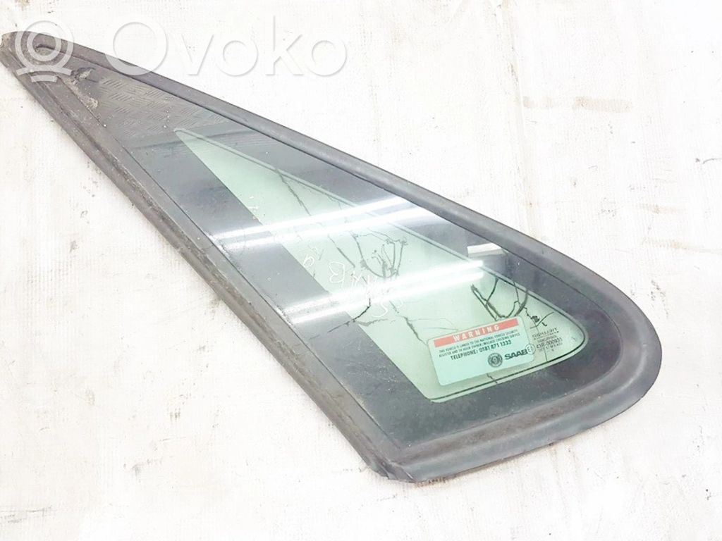 Ventanilla de ventilación de la puerta trasera