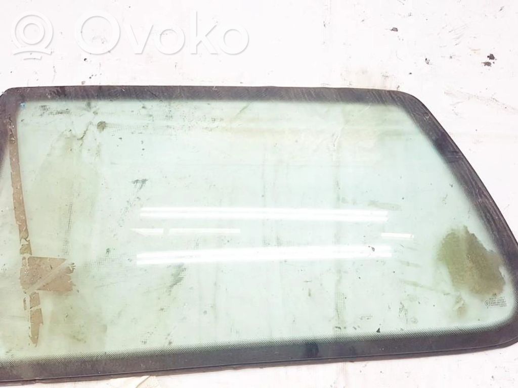 Takasivuikkuna/-lasi