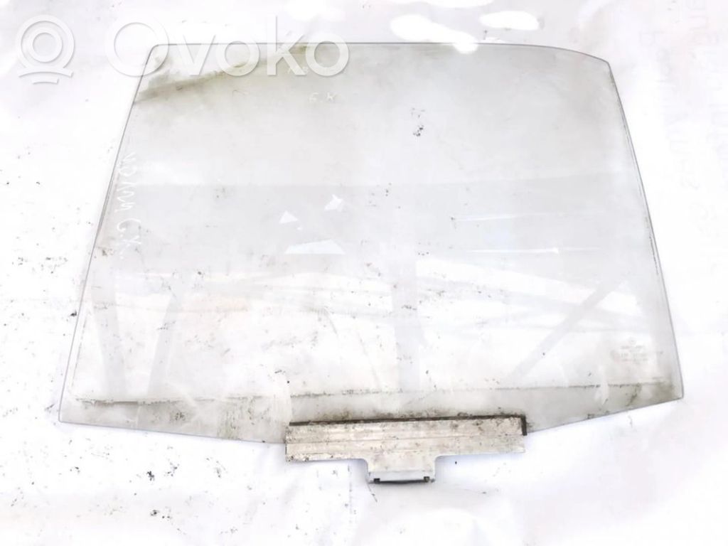 Takaoven ikkunalasi