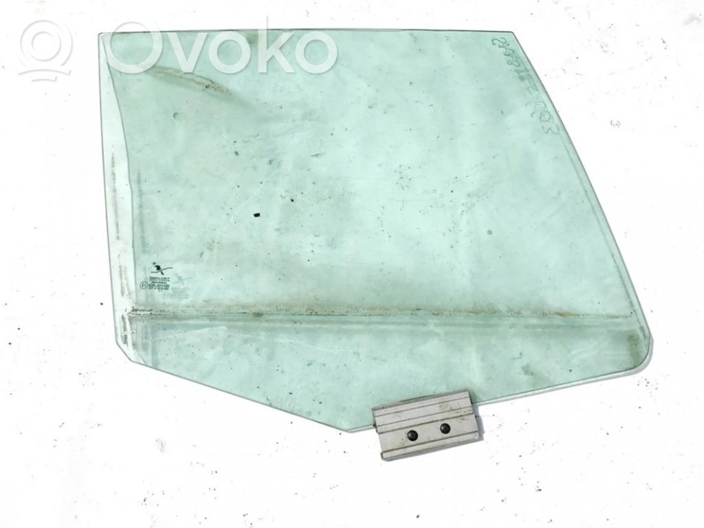 Takaoven ikkunalasi
