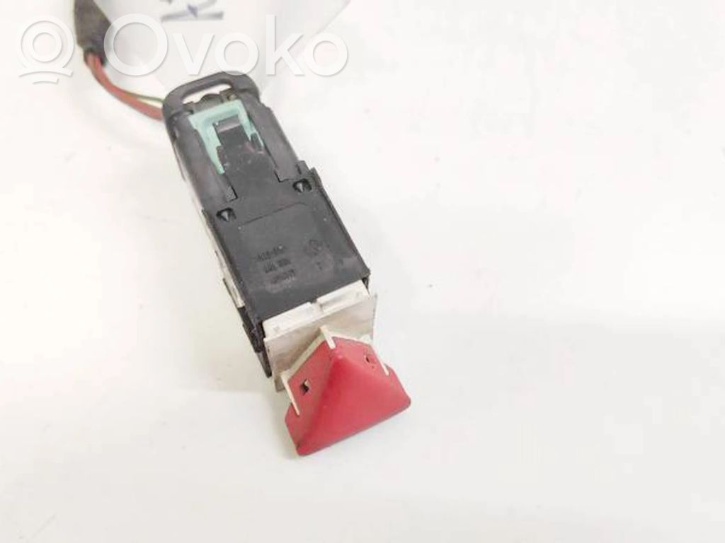 Schalter Warnblinkanlage   3C0953509A,3C0953509A