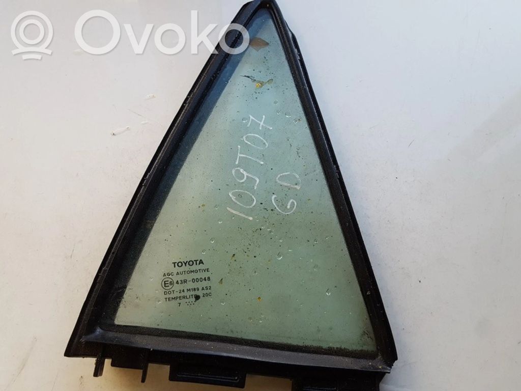 Ventanilla de ventilación de la puerta trasera