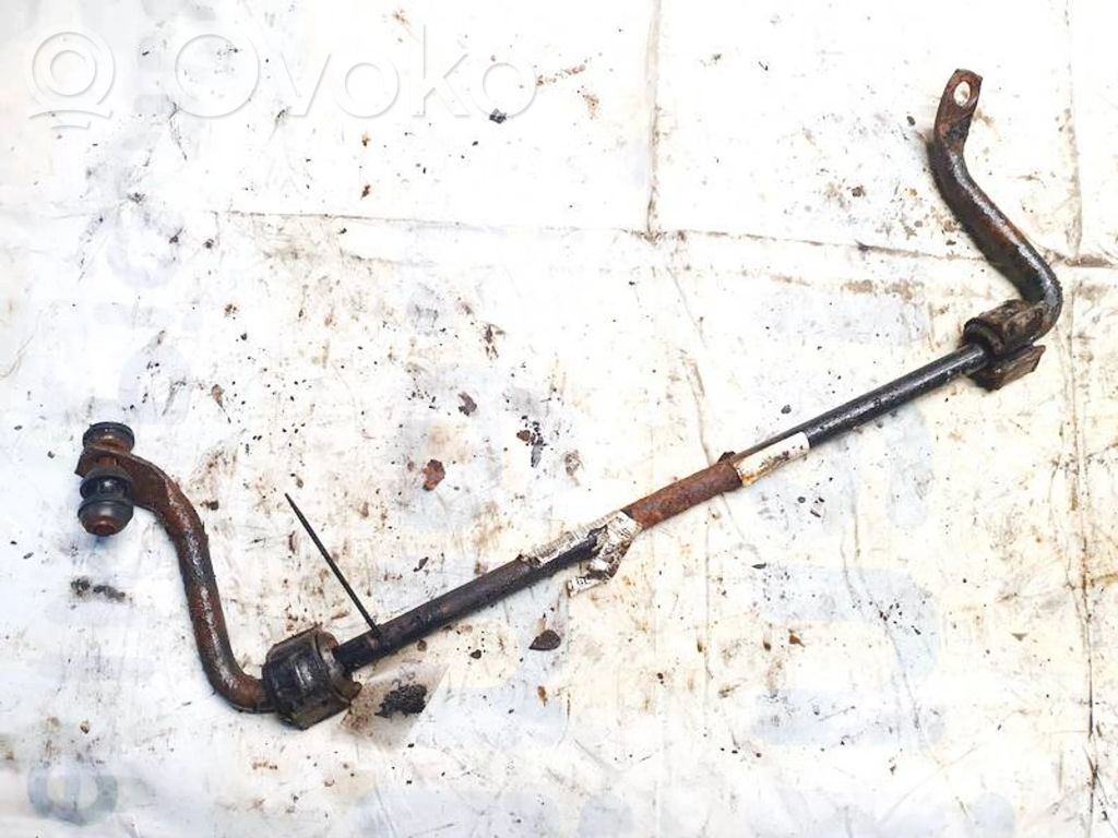 Barra estabilizadora trasera