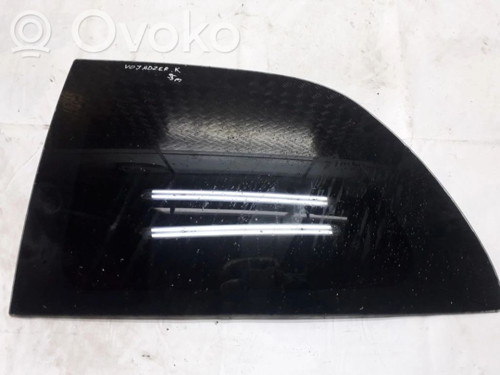 Vidrio lateral trasero
