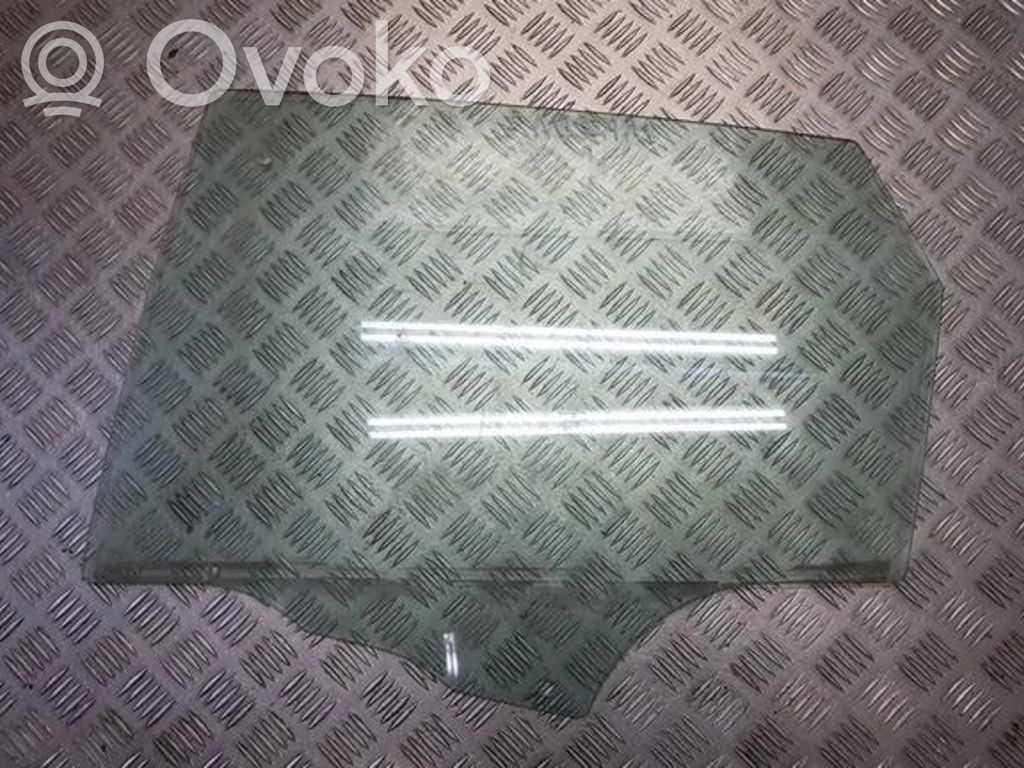 Takaoven ikkunalasi