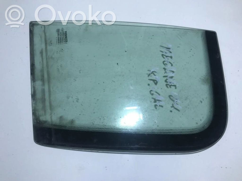 Ventanilla de ventilación de la puerta trasera