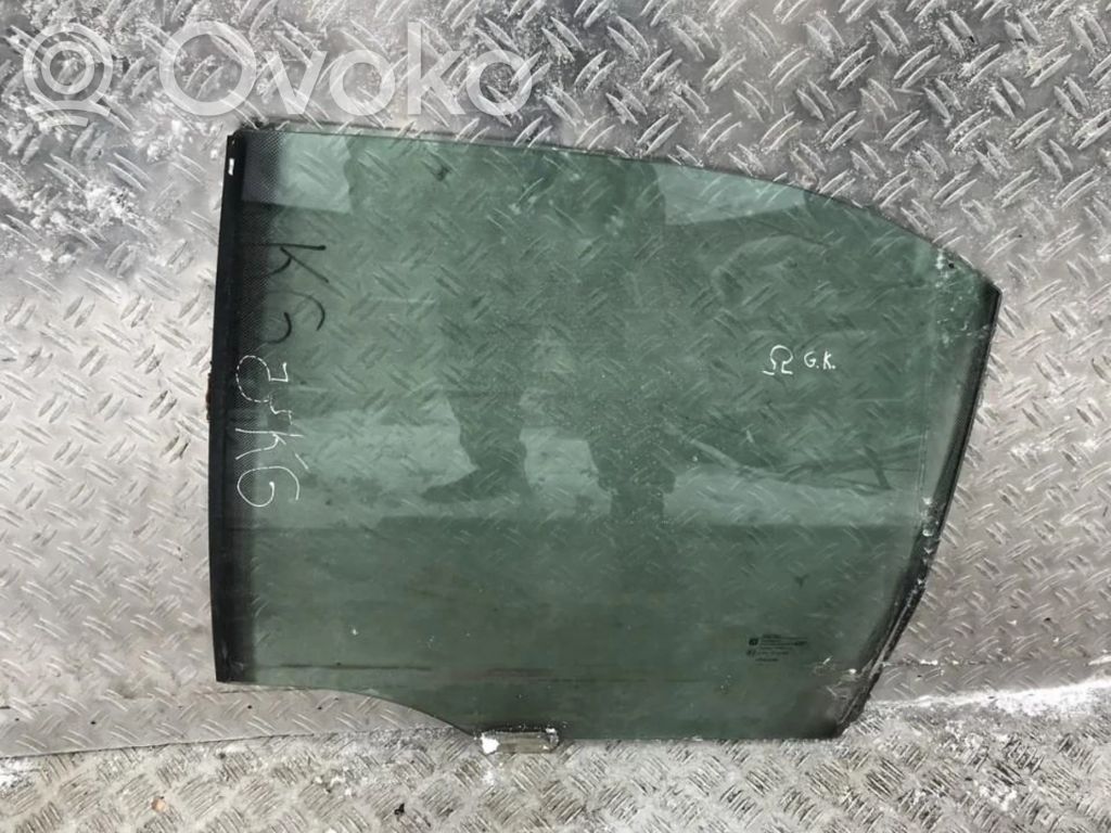 Takaoven ikkunalasi