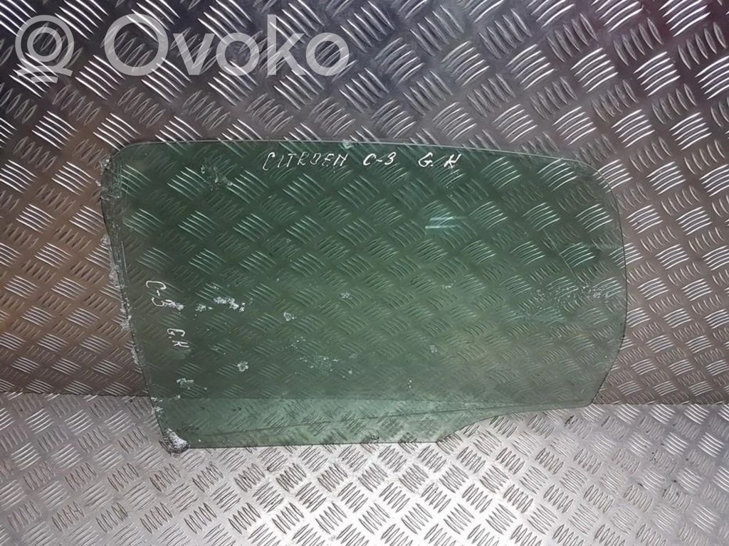 Takaoven ikkunalasi