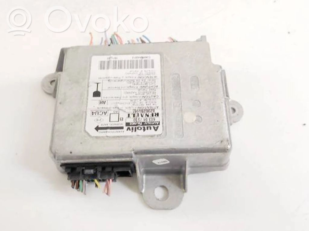Renault Megane II Unitate/modul de comandă airbaguri 