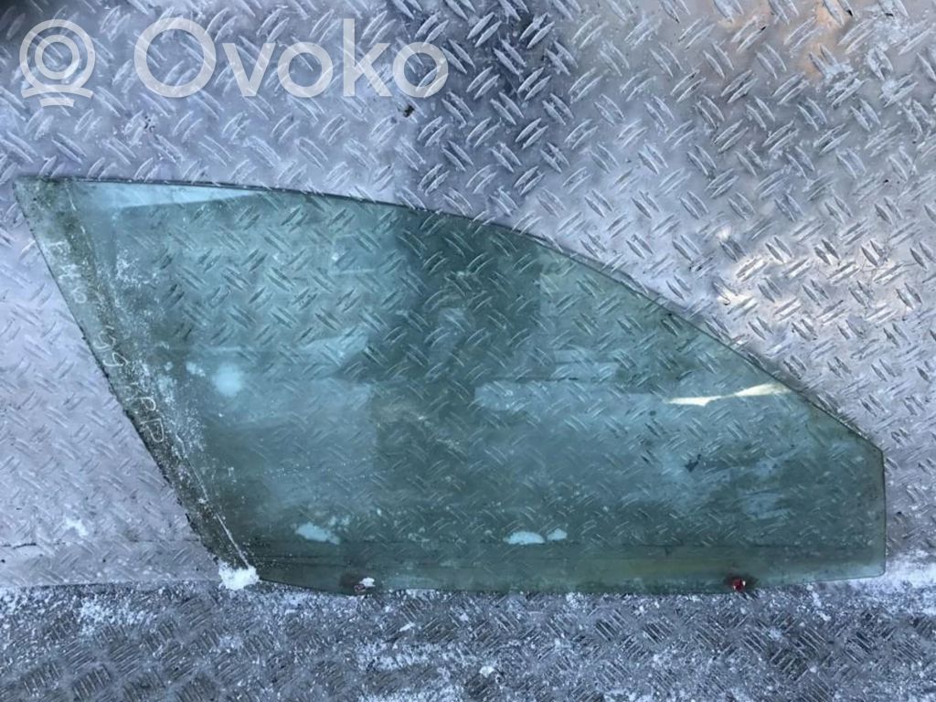 Etuoven ikkunalasi, neliovinen malli