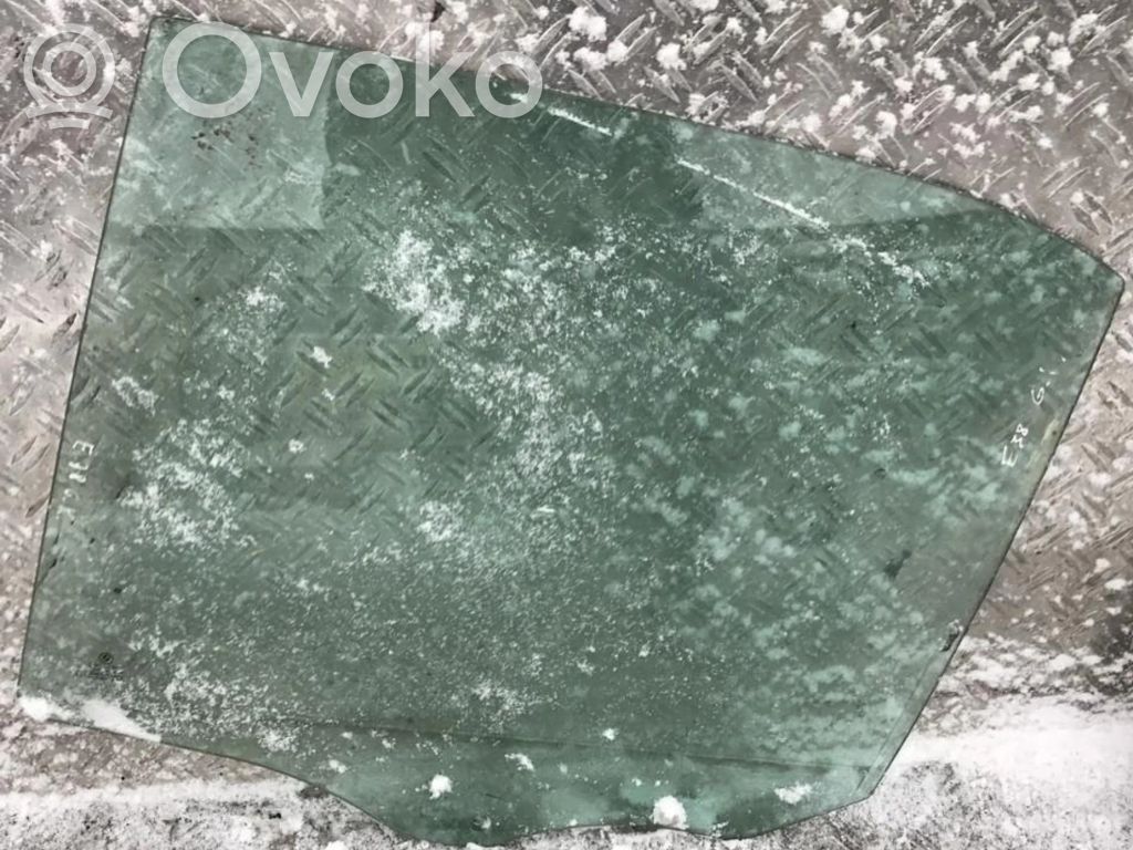Luna de la puerta trasera