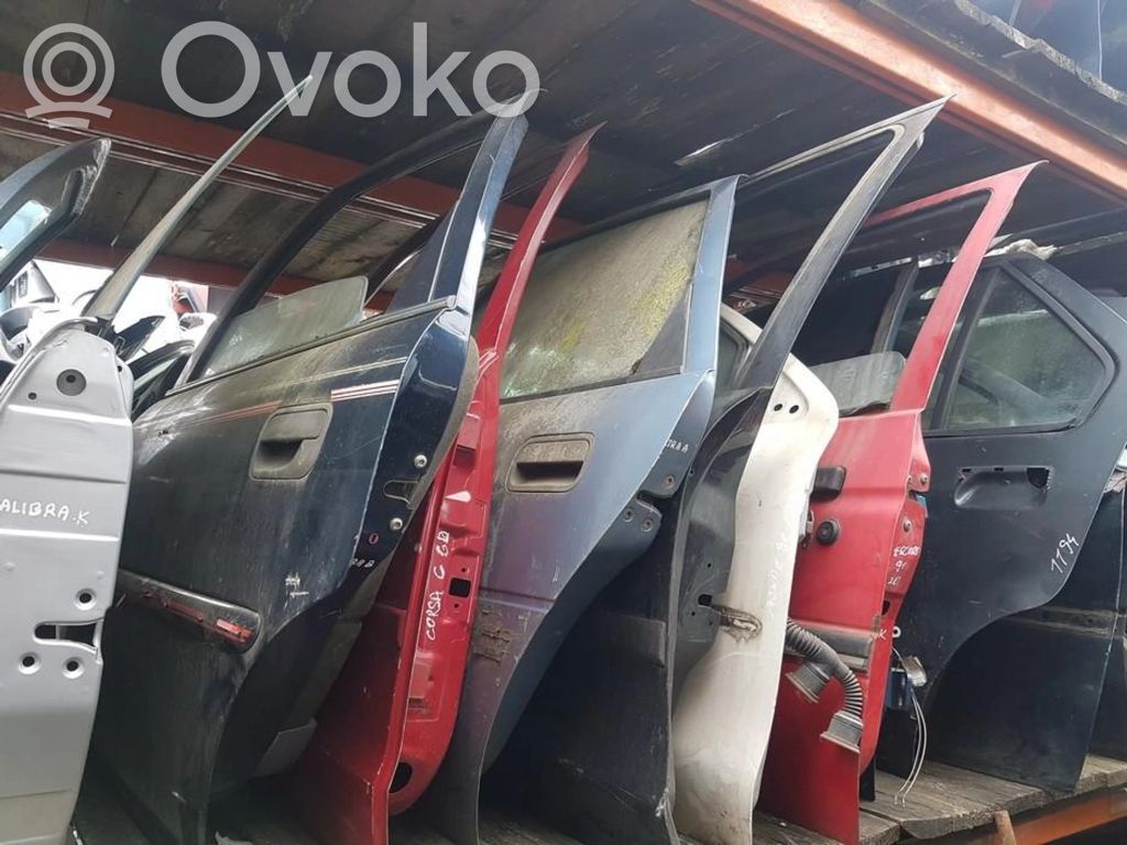 Opel Vectra A Priekinės durys 