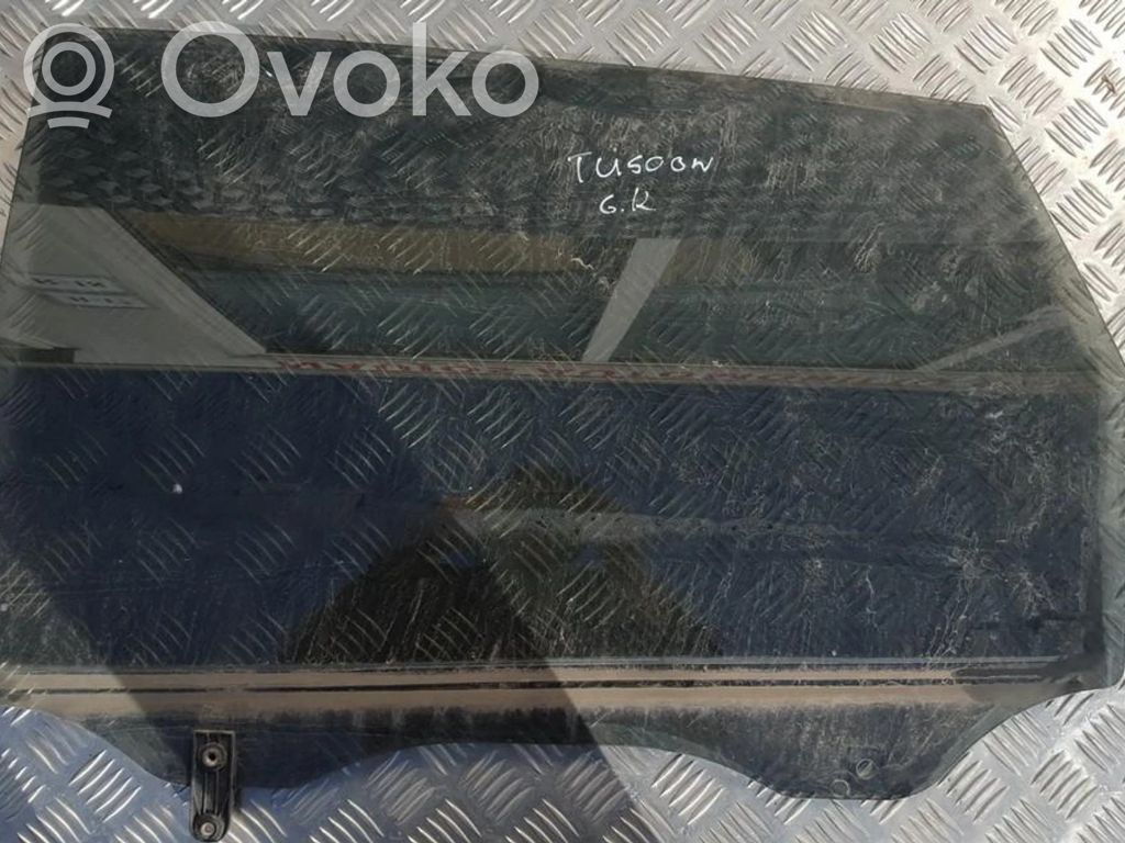 Hyundai Tucson JM Vetro del finestrino della portiera posteriore