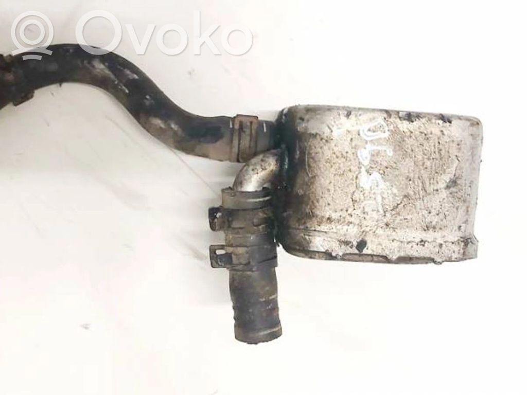 Audi A4 S4 B6 8E 8H Moottoriöljyn jäähdytinlaite 