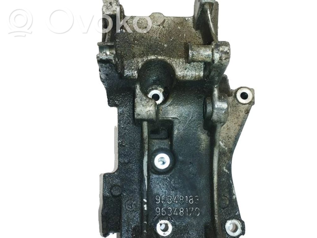 Peugeot 607 Halterung Lager Motor 