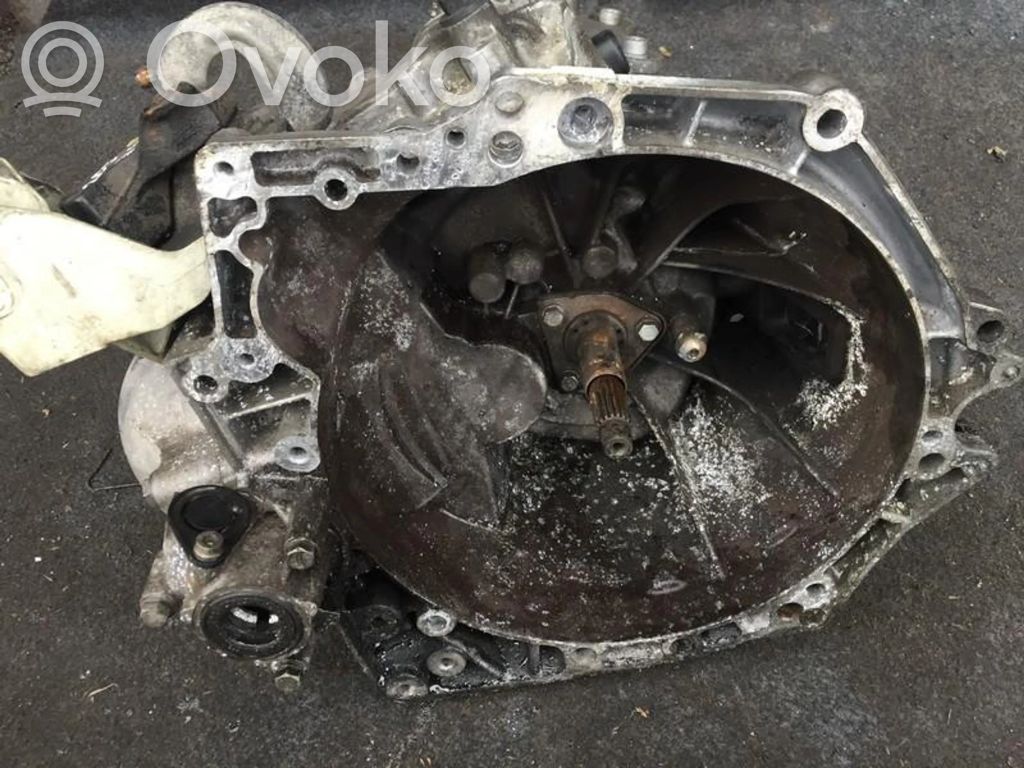 Peugeot 207 Scatola del cambio manuale a 5 velocità 