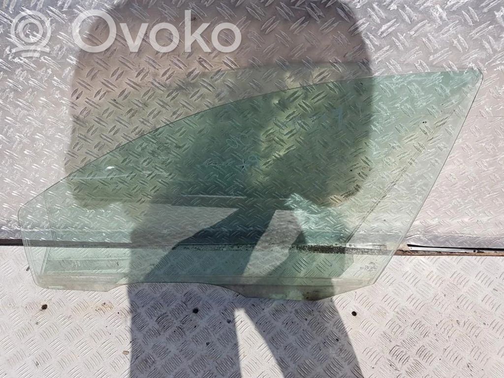 Ford Focus Geam ușă față patru uși 