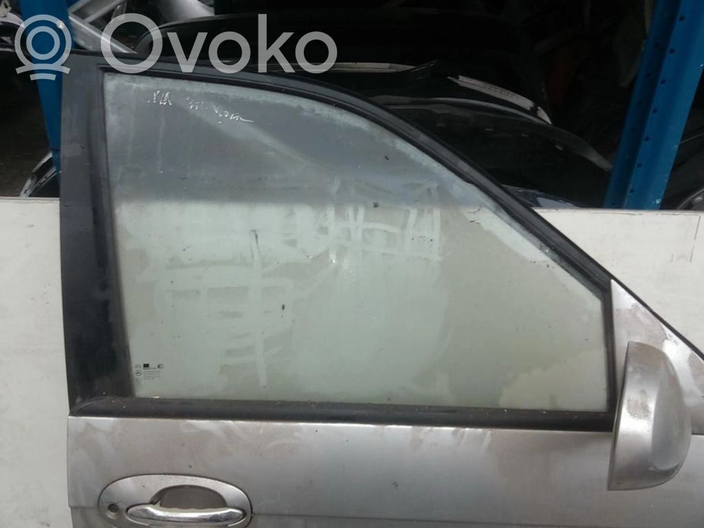 KIA Carnival Geam ușă față patru uși 