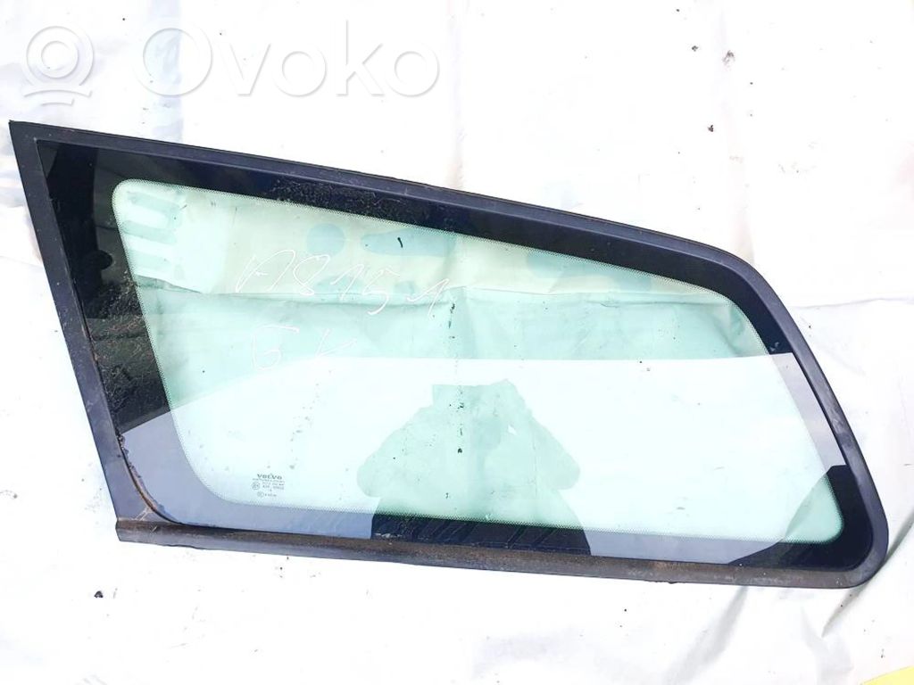 Rear side window