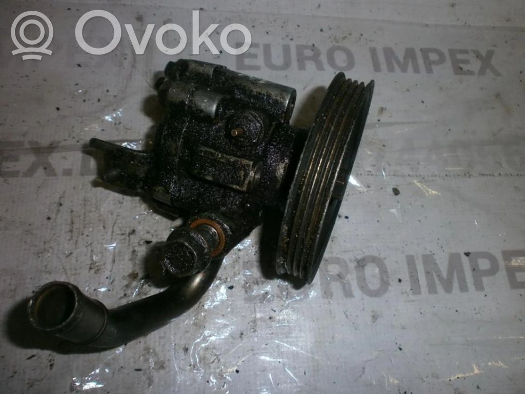 Mazda Xedos 6 Ohjaustehostimen pumppu 